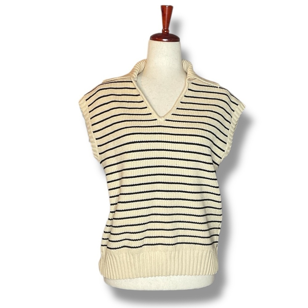Lillusory Cream & Black Stripe Collared Rib Knit Sweater Vest Size Large
